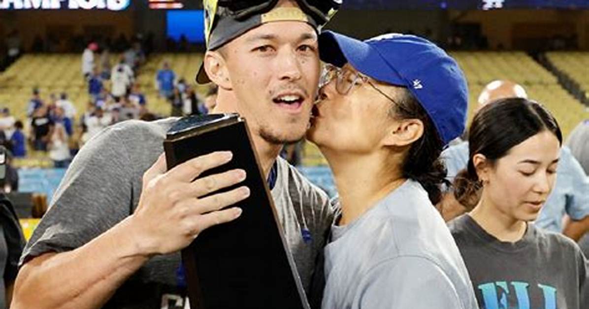 Is Tommy Edman Korean | Meet His Parents Maureen Kwak and John Edman Jr