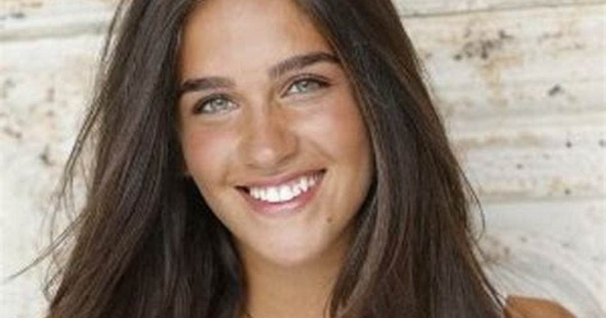 Isabel Pakzad Bio, Wiki, Age, Height, Weight, Education, Parents, Boyfriend, Movies and Net Worth.