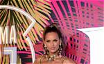 Izabel Goulart — Pics