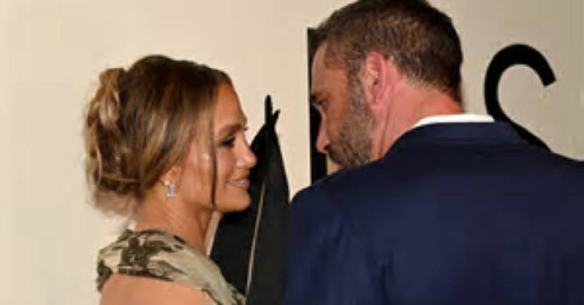 J. Lo & Ben Affleck Reunite Kiss at Lunch with Their Kids After Work Separation: Photos