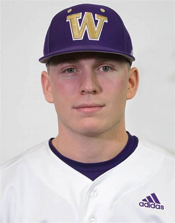 Jake Lamb Siblings: Who Are Dylan Lamb, Megan Lamb and Dan Lamb?