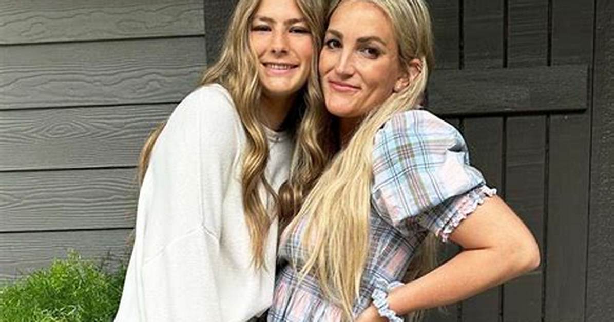 Jamie Lynn Spears Mom-Shamed After Daughter, 10, Holds Gun in Pic – Hollywood Life
