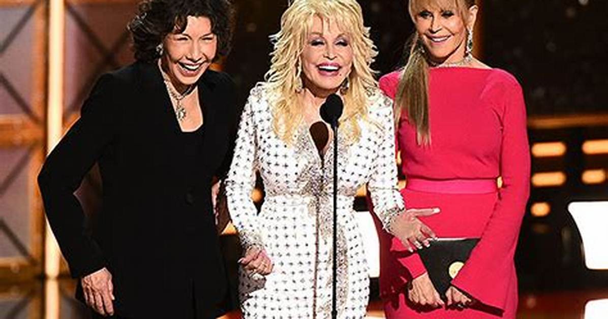 Jane Fonda Cries over Dolly Parton in ‘Biography’ Special – Hollywood Life