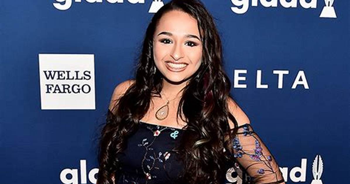 Jazz Jennings, 19, Felt ‘Pure Ecstasy’ Heading into Gender Confirmation Surgery: I Was Never Happier