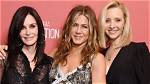 Jennifer Aniston Has Mini ‘Friends’ Reunion with Mae Whitman: Video – Hollywood Life
