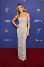 Jennifer Aniston’s Oscar Dress: Flaunts Cleavage in Plunging Slit Gown