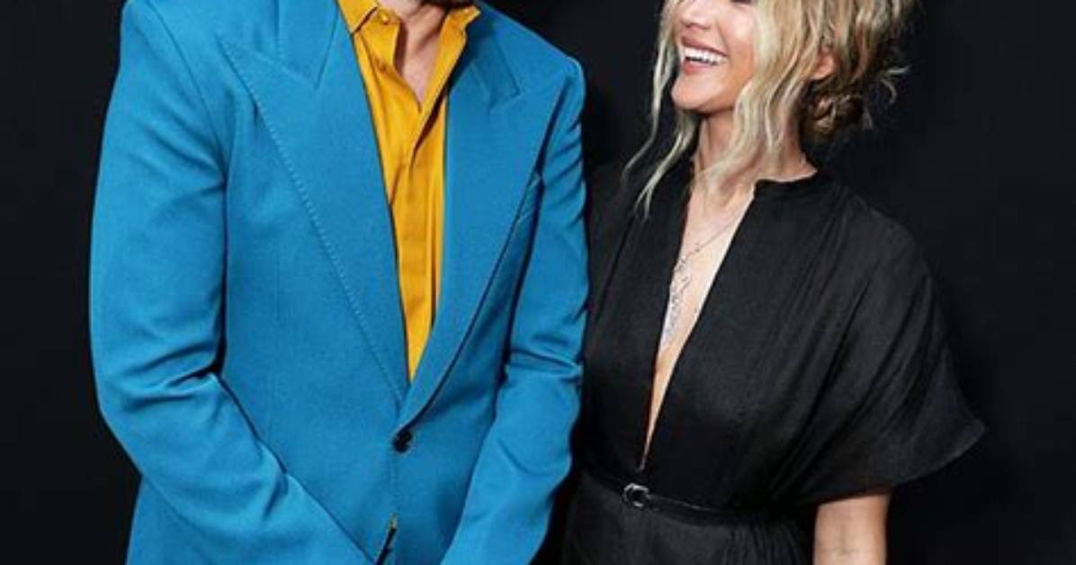 Jennifer Lawrence & Nicholas Hoult Together at Dark Phoenix: Pics – Hollywood Life