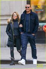 Jennifer Lopez & Alex Rodriguez Holding Hands & More Pda — Pics