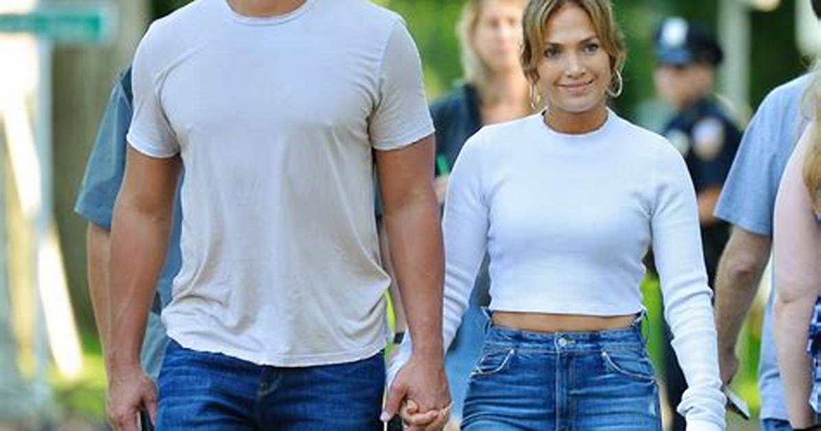 Jennifer Lopez & Alex Rodriguez Pull up to His New Miami Gym in $140K Red Porsche — See Pics