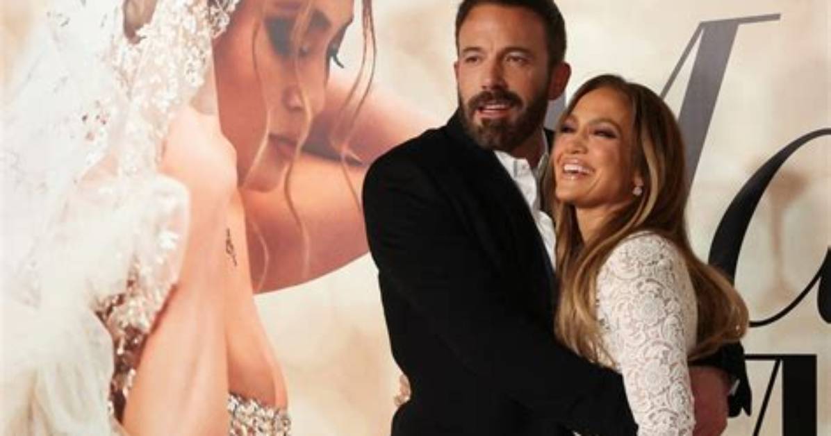 Jennifer Lopez & Ben Affleck Marry in Las Vegas After 3 Month Engagement