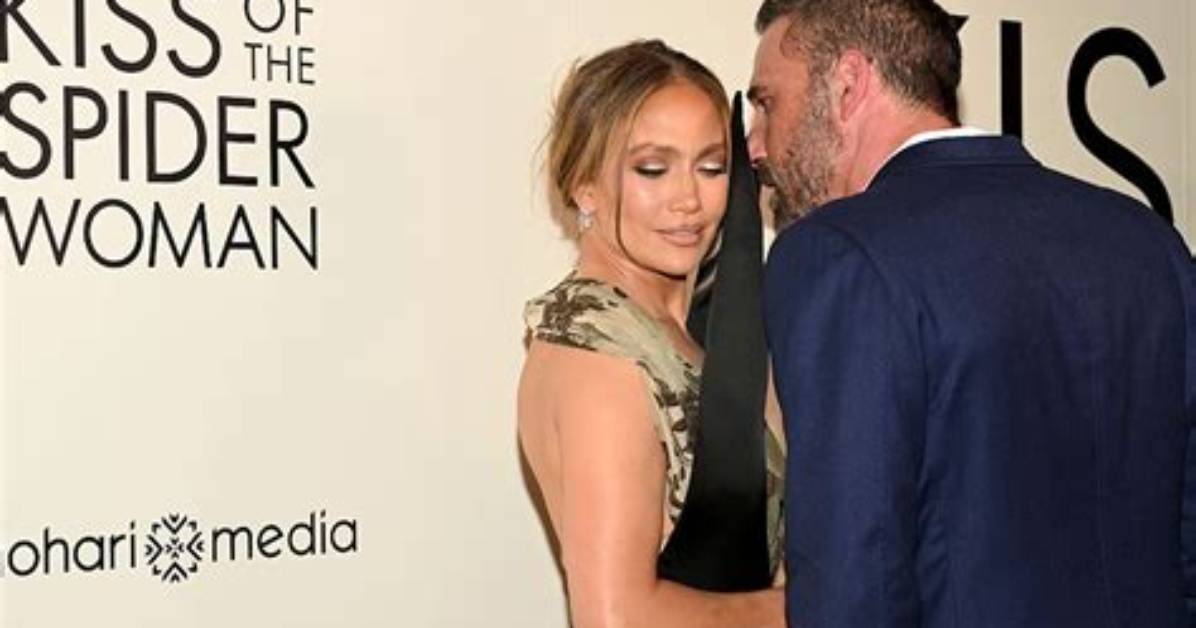 Jennifer Lopez & Ben Affleck Reunite with Her Daughter, 13, for Dinner Date in West Hollywood — Photos
