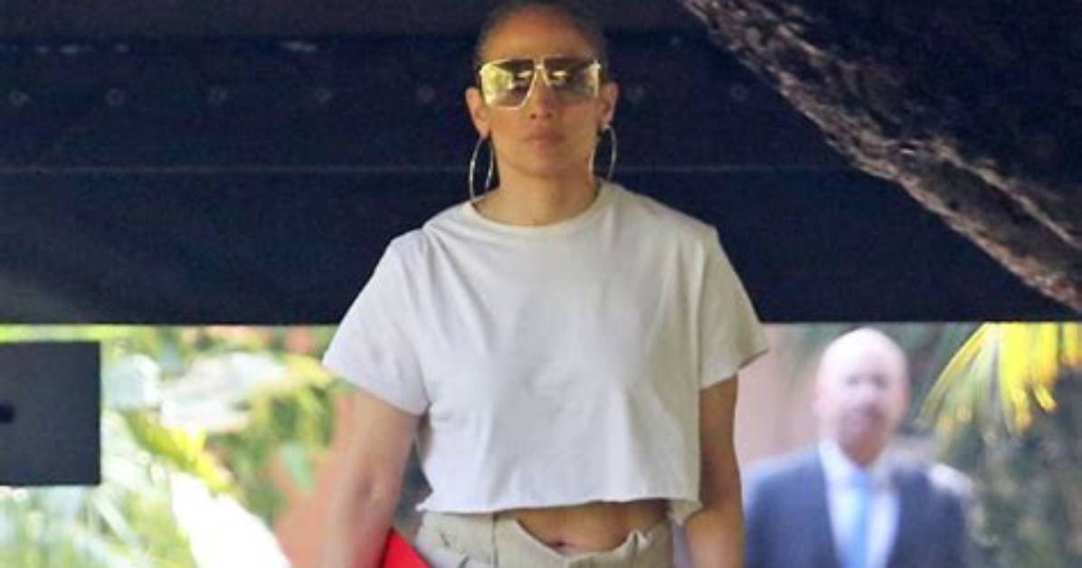 Jennifer Lopez Rocks Flirty Crop Top & Rare $50K Birkin Bag During Dance Studio Outing