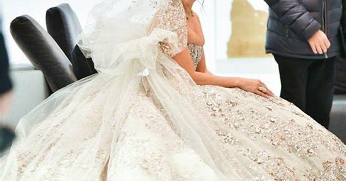 Jennifer Lopez Wears White Gown While Filming ‘Shotgun Wedding’: Pics – Hollywood Life
