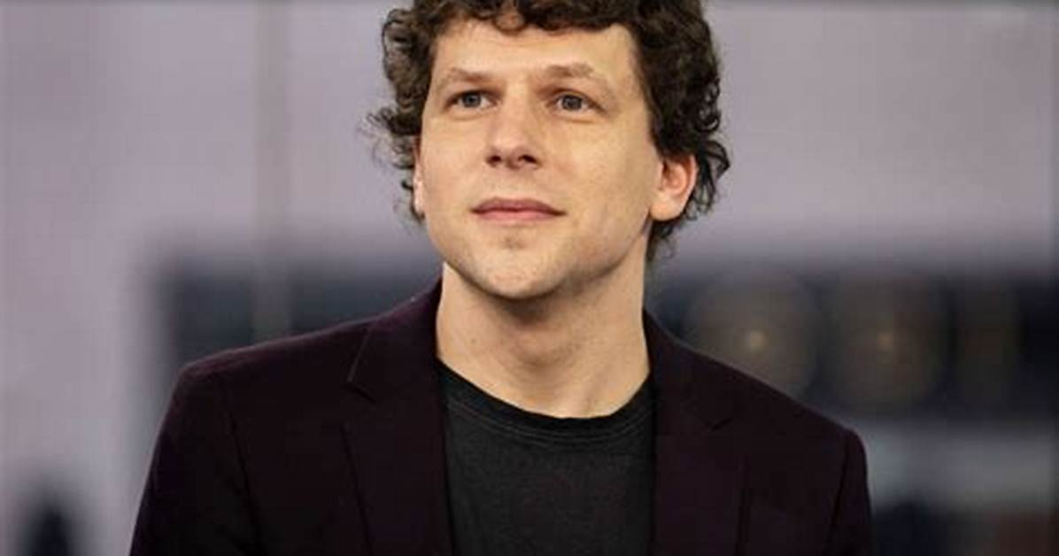 Jesse Eisenberg — Pics