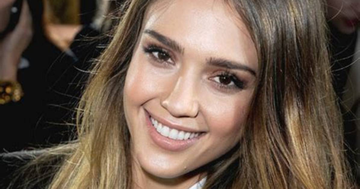 Jessica Alba’s Big, Bold Brows — Get Her Look