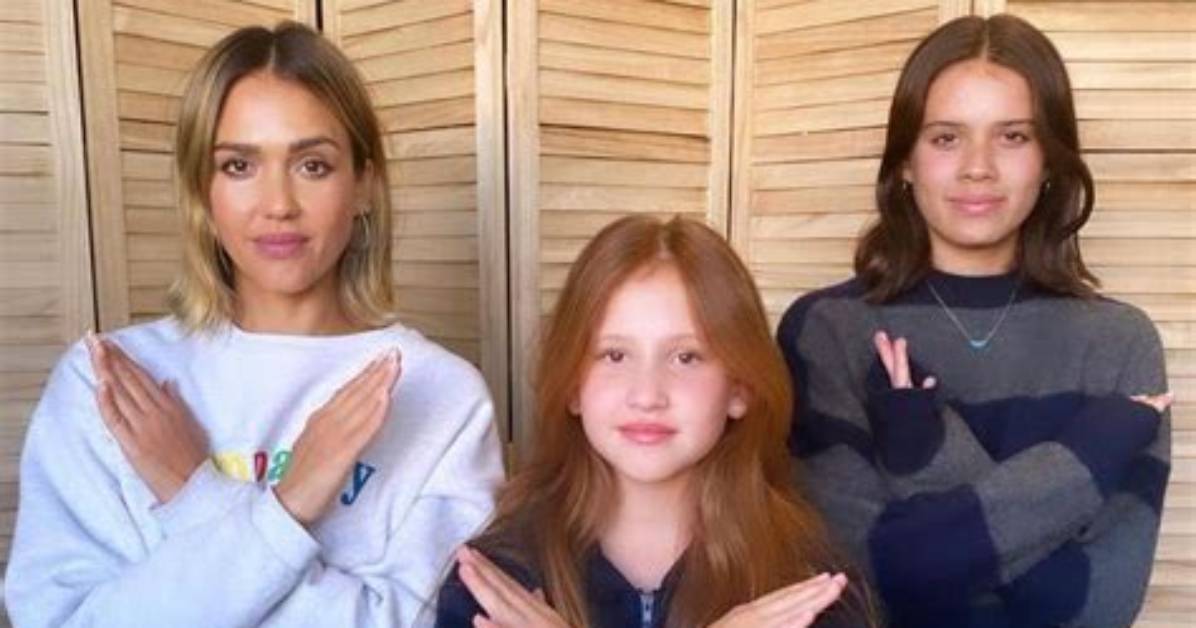 Jessica Alba’s Daughter Walked in on Her Having Sex – Hollywood Life