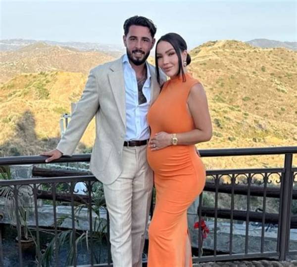 Jessica Burstein Husband: Is Jessica Burstein Married?