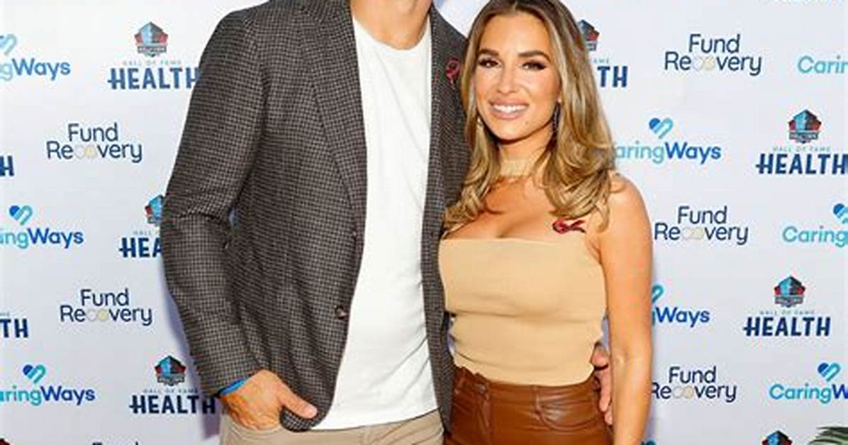 Jessie James Decker Reveals Why She’s More Excited Than Ever to Hit the Road on 2019 Tour