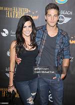 Jillian Murray & Dean Geyer Celebrate the 4Th at Vegas’ Hottest Pool Party – Hollywood Life