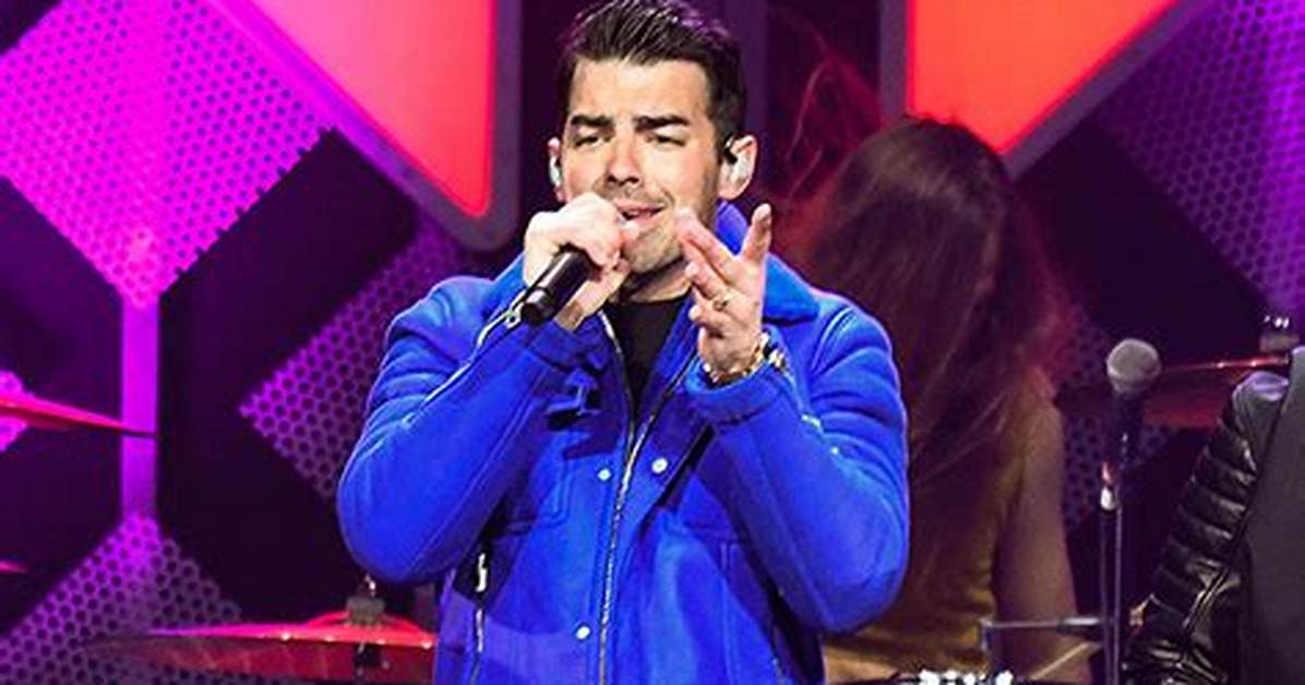 Joe Jonas Kindly Helps Fallen Fan in Audience After Broadway Concert