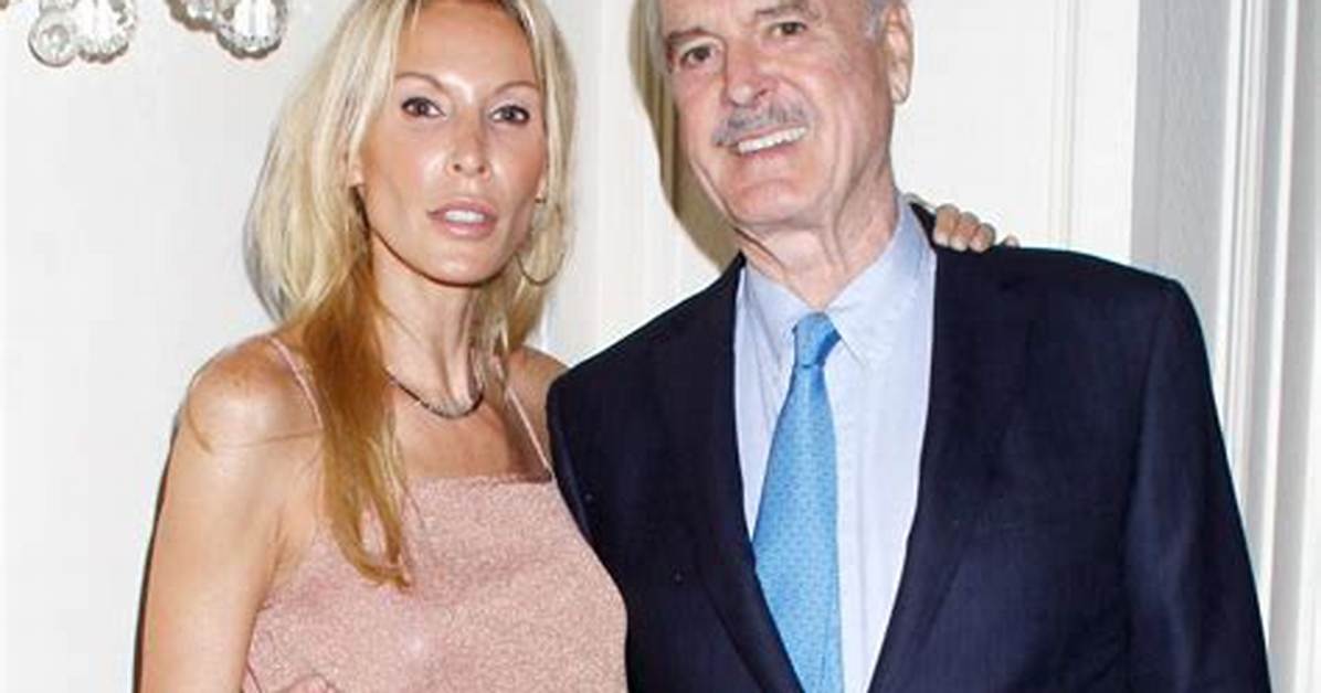 John Cleese | Bio, Age, Net Worth, Relationship, Career