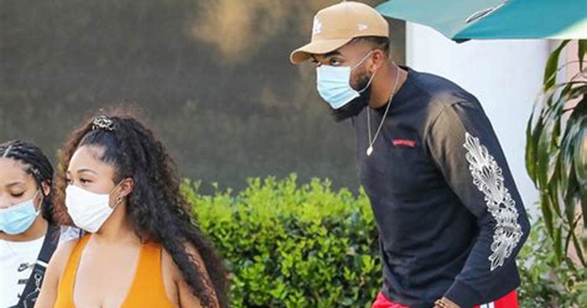 Jordyn Woods Poses for Sexy Shower Pic Taken by Nba Boyfriend Karl-Anthony Towns: ‘His View’