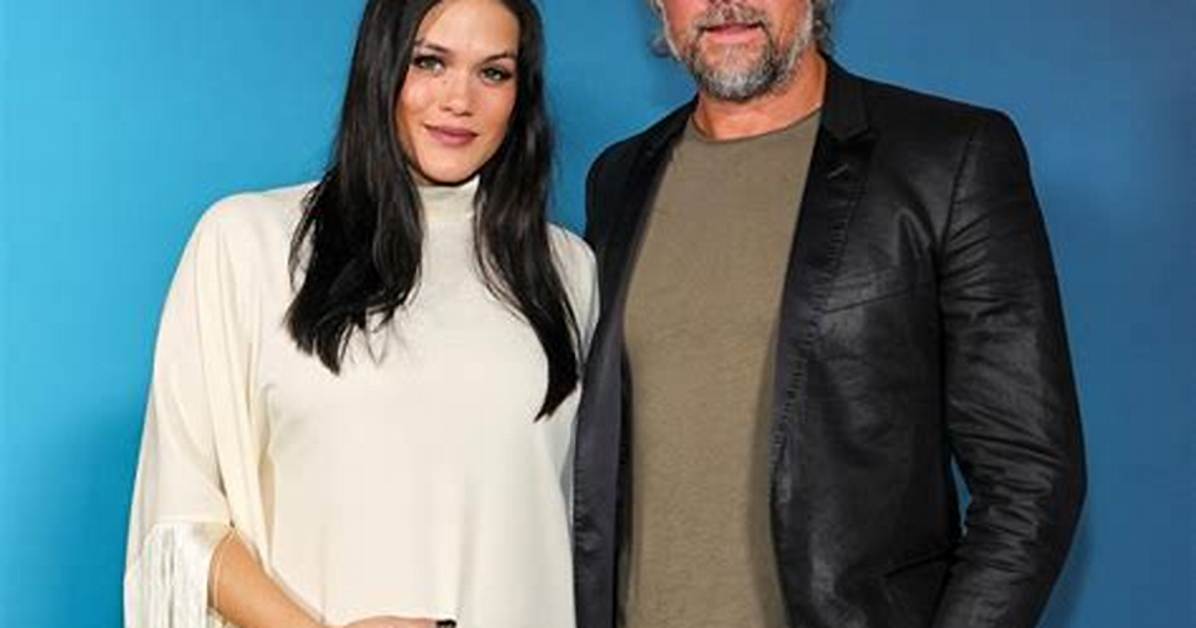 Josh Duhamel & New Wife Audra Mari Have Date Night at ‘Palm Trees & Power Lines’ Premiere: Photo