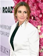 Julia Roberts Pregnant at 48? — How a Baby Could Save Her Marriage – Hollywood Life