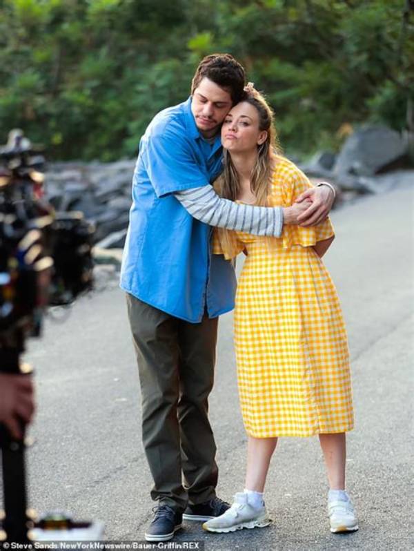 Kaley Cuoco Hugs Pete Davidson While Filming New Movie After His Reported Split from Phoebe Dynevor