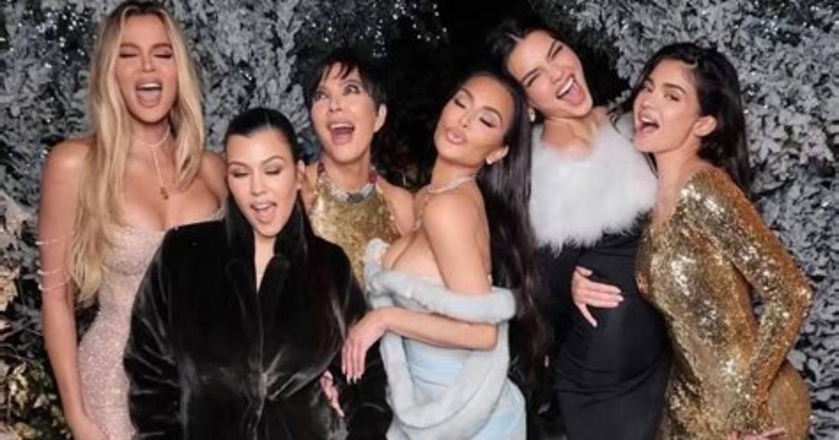 Kardashian Christmas Eve Party Cancelled in 2020 Due to Covid-19 – Hollywood Life