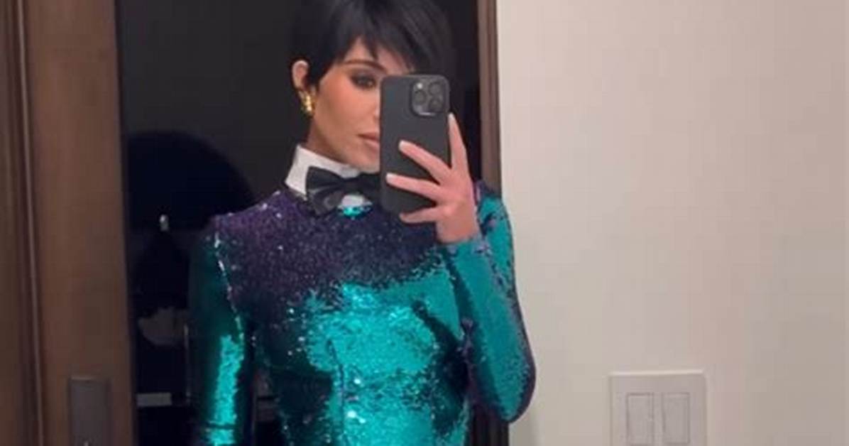 Kardashian-Jenner Birthday Outfits – Pics – Hollywood Life