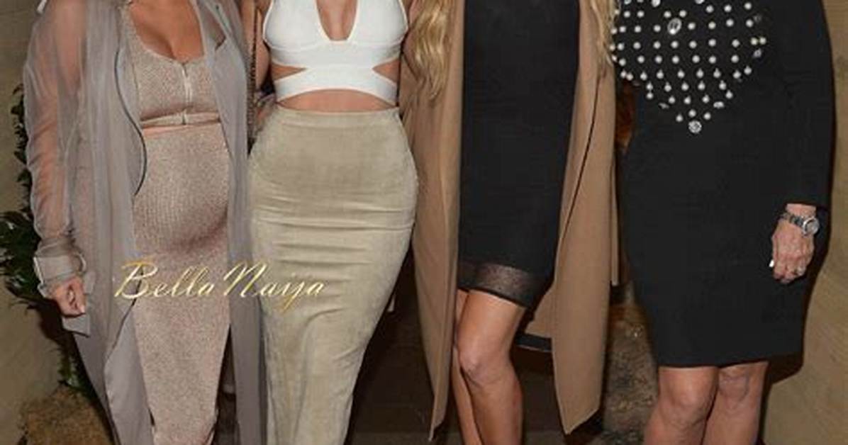 Kardashian & Jenner Sisters in Blazer Outfits — See Pics – Hollywood Life