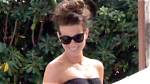 Kate Beckinsale’s Abs in Strapless Bikini – Sexy Pic – Hollywood Life