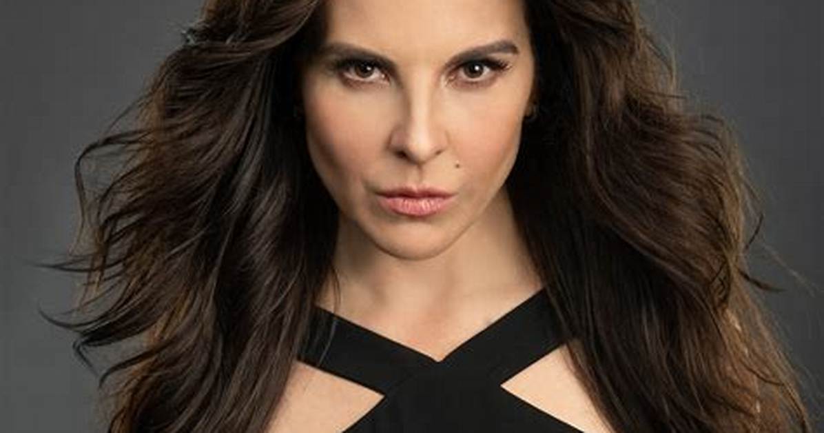 Kate Del Castillo: Dating, Net Worth, Tattoos, Smoking & Body Measurements