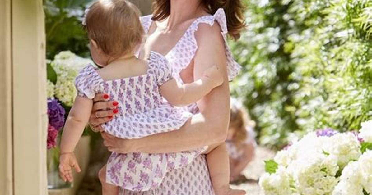 Katherine Schwarzenegger Holds Her Daughters in Adorable Family Photo: ‘2 Under 2’