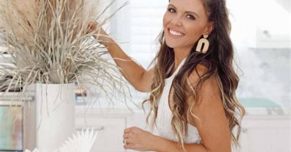 Katrina Scott- Net Worth, Age, Ethnicity, Husband, Height, Career ·