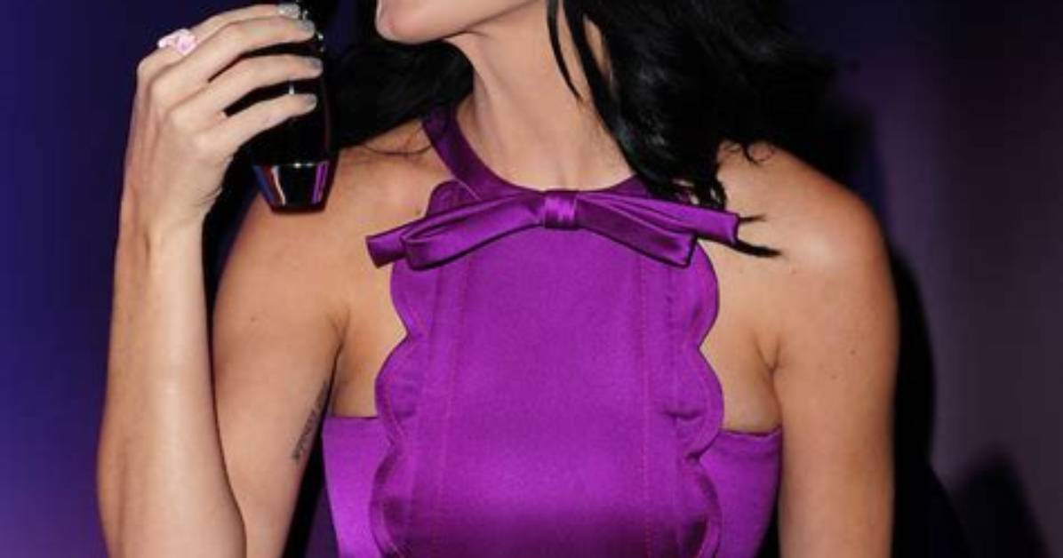 Katy Perry Wears Purple Dress & Shows off Baby Bump — Pics – Hollywood Life