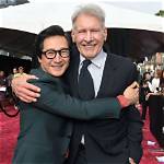 Ke Huy Quan Hugs Harrison Ford at Oscars 2023: Video – Hollywood Life