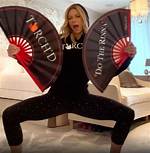 Kelly Ripa Shows off Her Dance Moves & Does the Splits in New Video – Hollywood Life