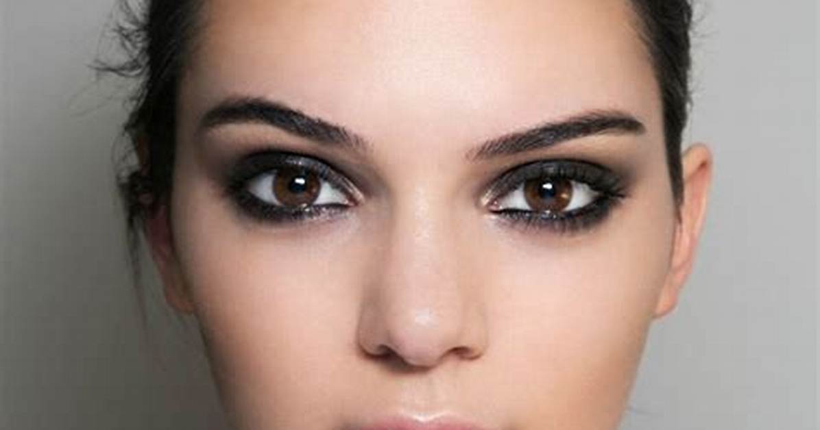Kendall Jenner’s Smokey Eyes & Big Curls for ‘Allure’: Get the Look