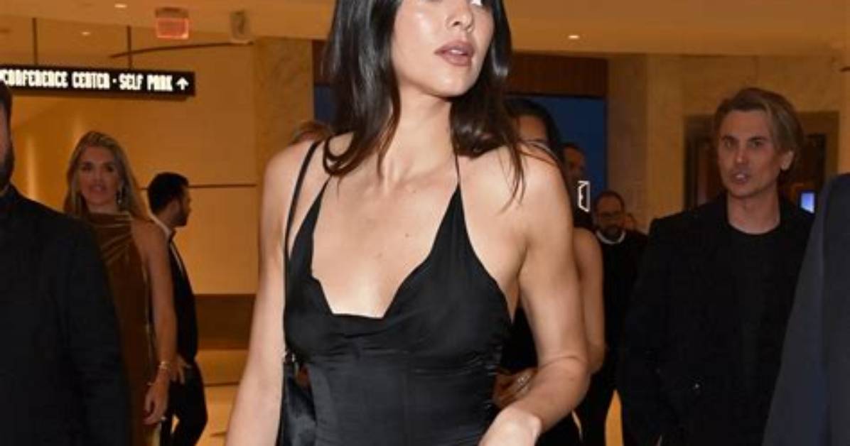 Kendall Jenner Shows off Her Toned Legs in Tiny Swimsuit During Malibu Photo Shoot