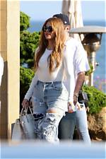 Khloe Kardashian & Tristan Thompson Go to Nobu with Lebron & His Wife – Hollywood Life