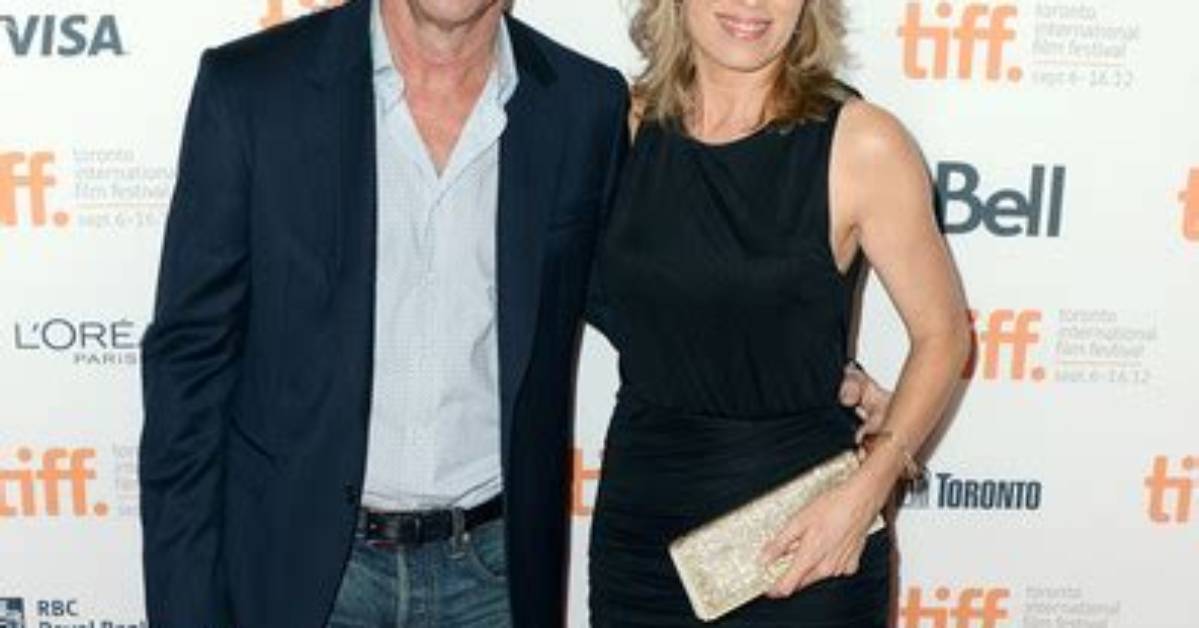 Kim Dickens: Husband, Net Worth, Tattoos, Smoking & Body Measurements