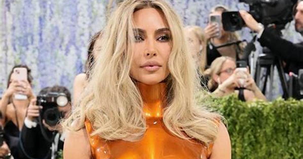 Kim Kardashian, 40, Is Gorgeous in Orange Bikini as 7Th Anniversary to Kanye West Approaches
