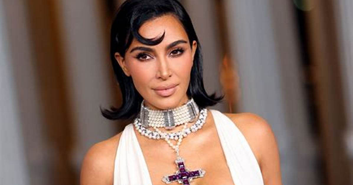 Kim Kardashian’s $33,000 Cross Necklace Found Outside Apt. Complex After Robbery