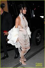 Kim Kardashian’s Pearl Dress Breaks After Met Gala 2023 – Hollywood Life