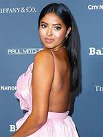 Kobe Bryant’s Daughter Natalia Rocks Plunging Gown Oscar After-Party – Hollywood Life
