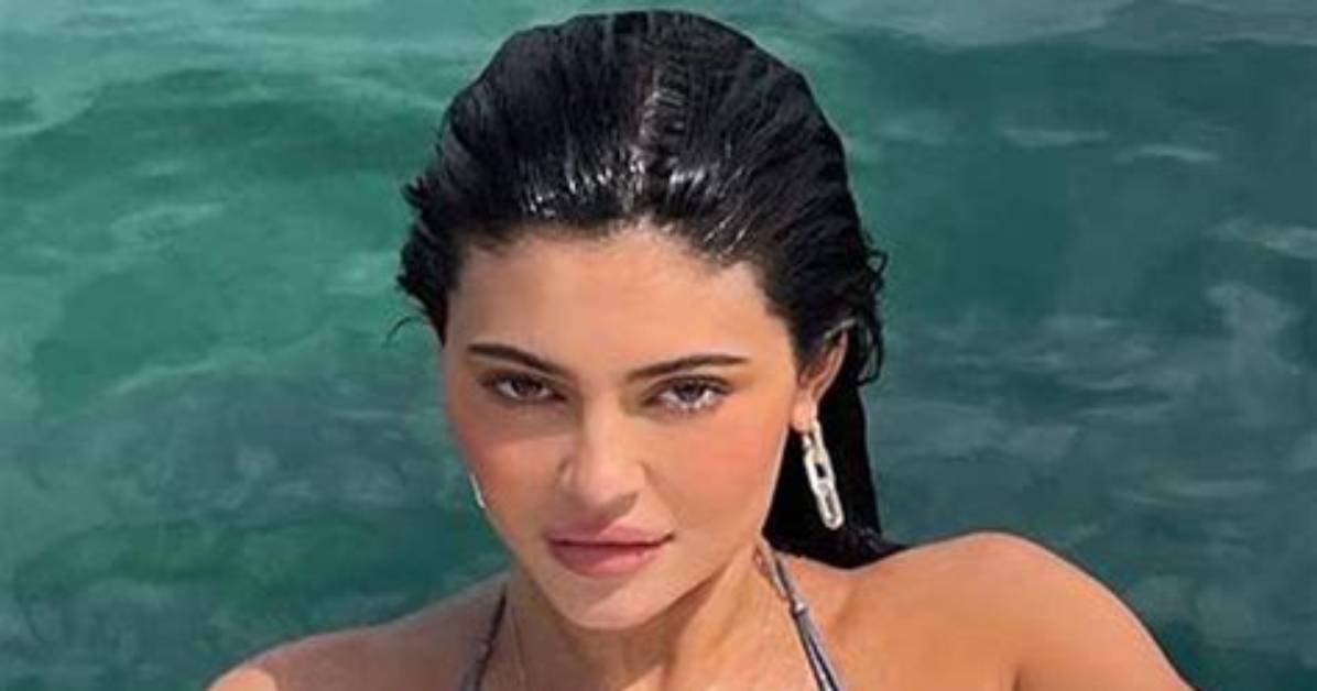 Kylie Jenner Rocks Sequin Bikini as She Sunbathes in the Turks & Caicos