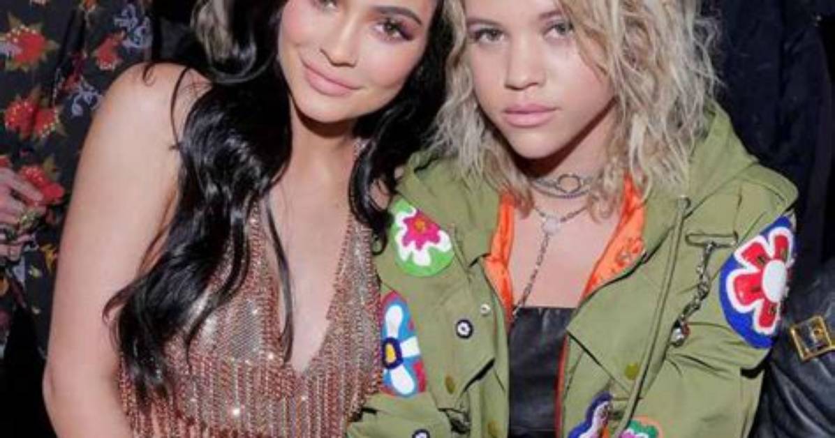 Kylie Jenner & Sofia Richie Dress up Like ‘Handmaid’s Tale’ Characters for Friend’s Birthday Bash