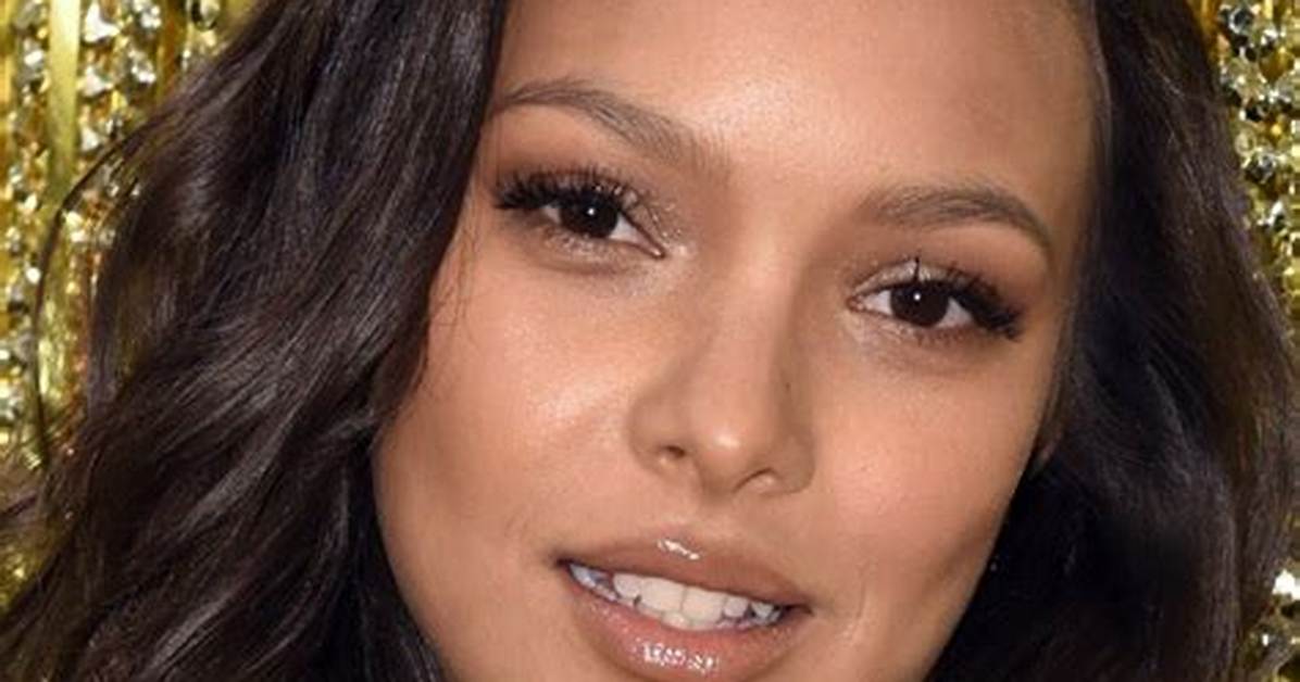 Lais Ribeiro — Pics – Hollywood Life